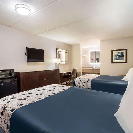 Rodeway Inn グリーンウッド エクステリア 写真