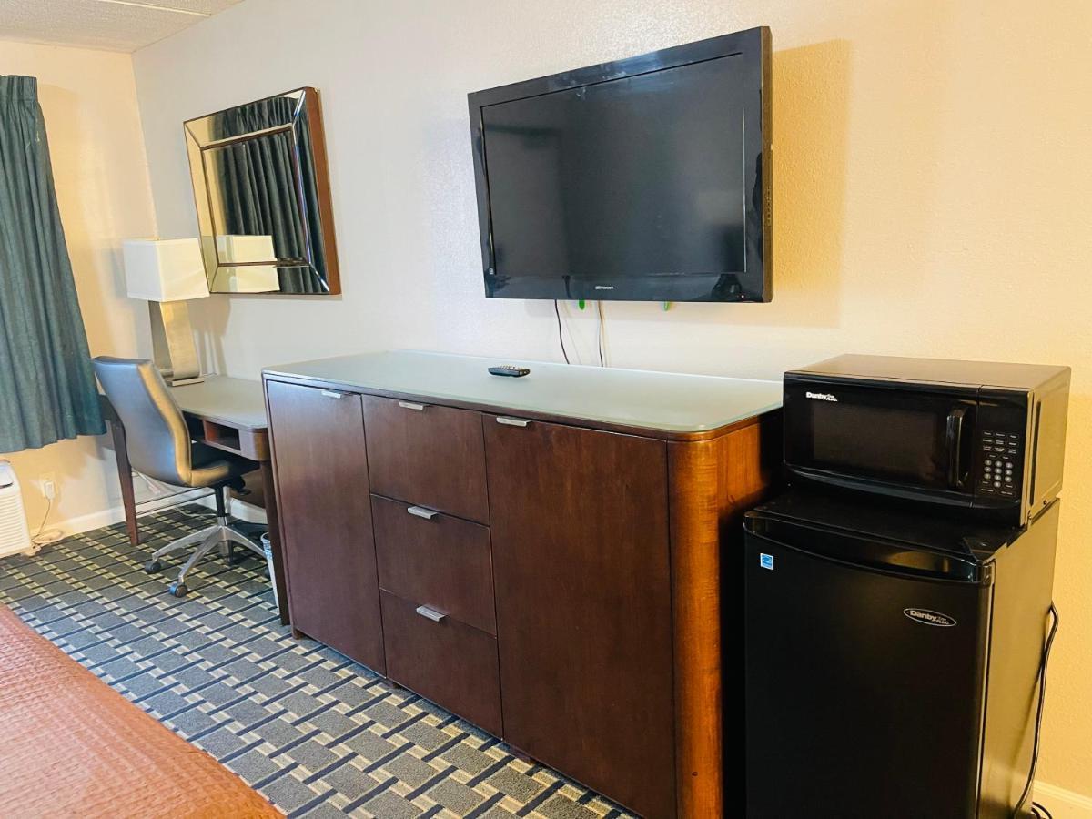 Rodeway Inn グリーンウッド エクステリア 写真