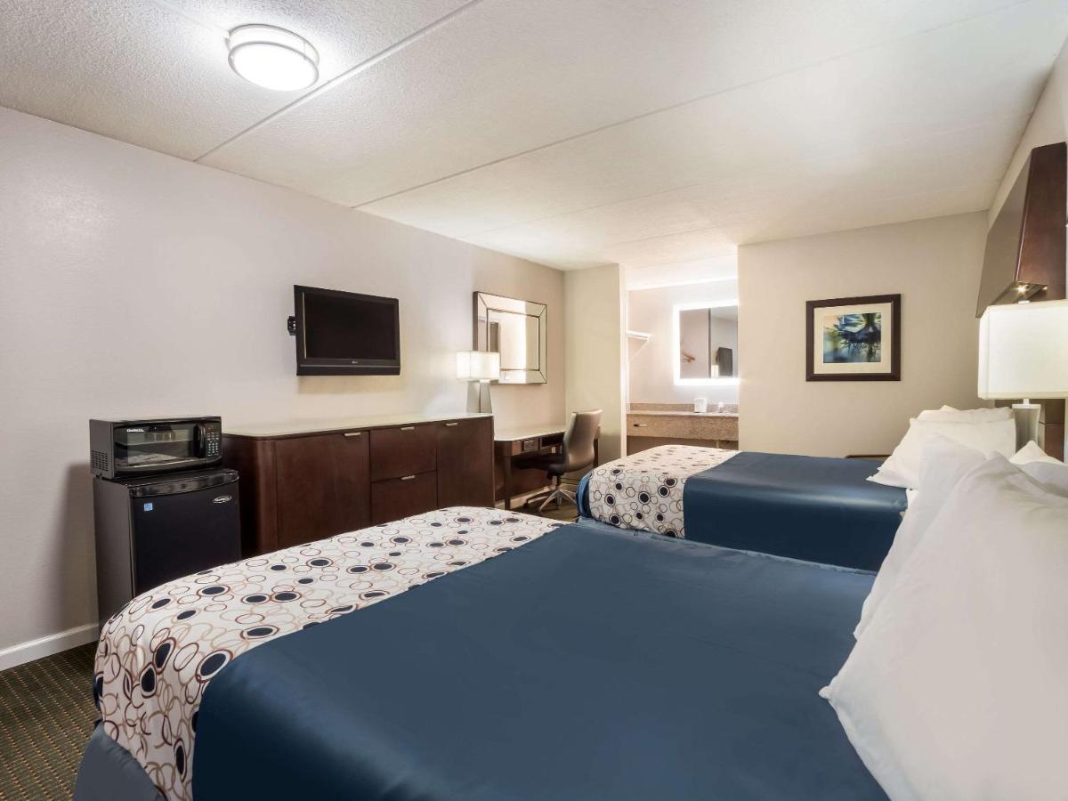 Rodeway Inn グリーンウッド エクステリア 写真
