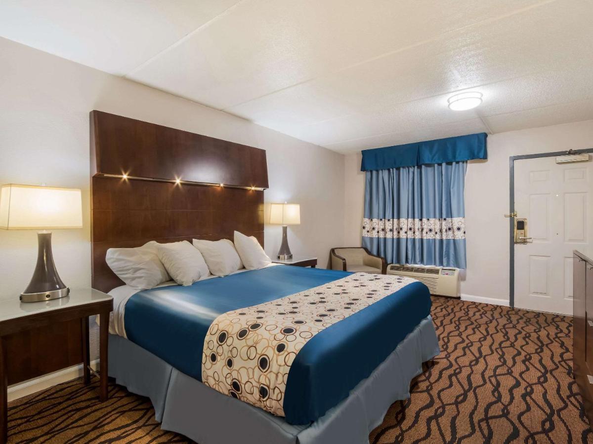 Rodeway Inn グリーンウッド エクステリア 写真
